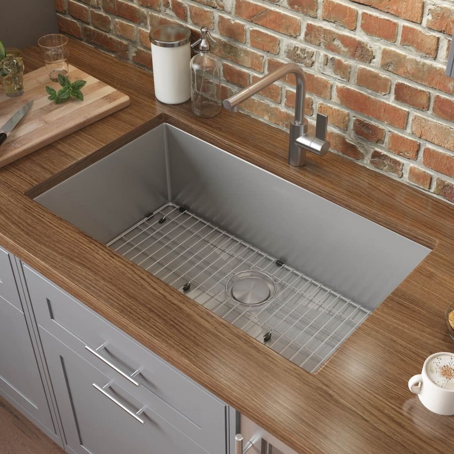 Kitchen idea with the Ruvati 28-inch Undermount 16 Gauge Stainless Steel Kitchen Sink Rounde, Ruvati