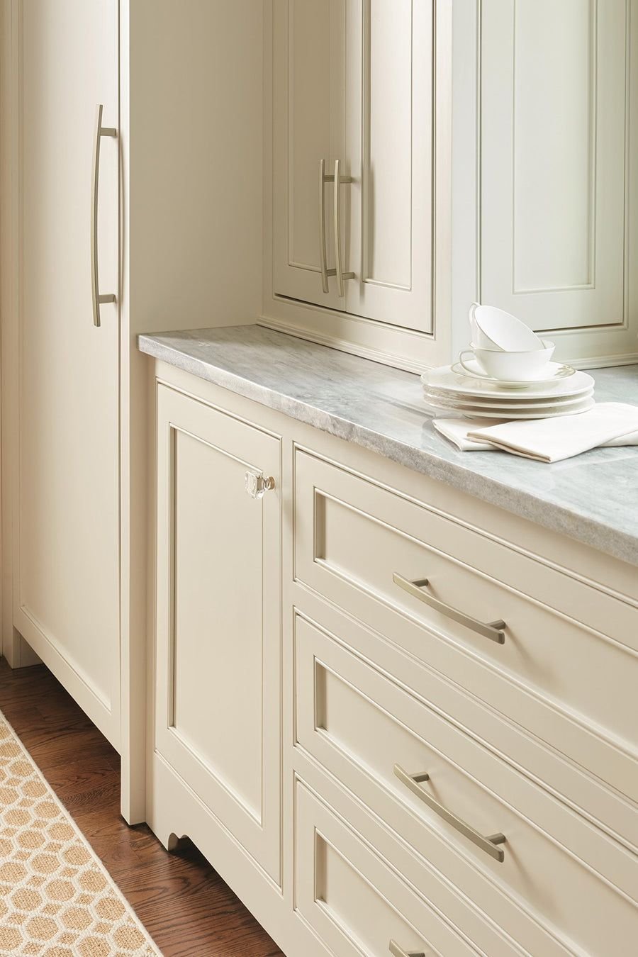 Kitchen idea with the Amerock Cabinet Pull Golden Champagne 6-5/16 inch (160 mm) Center to C, Amerock
