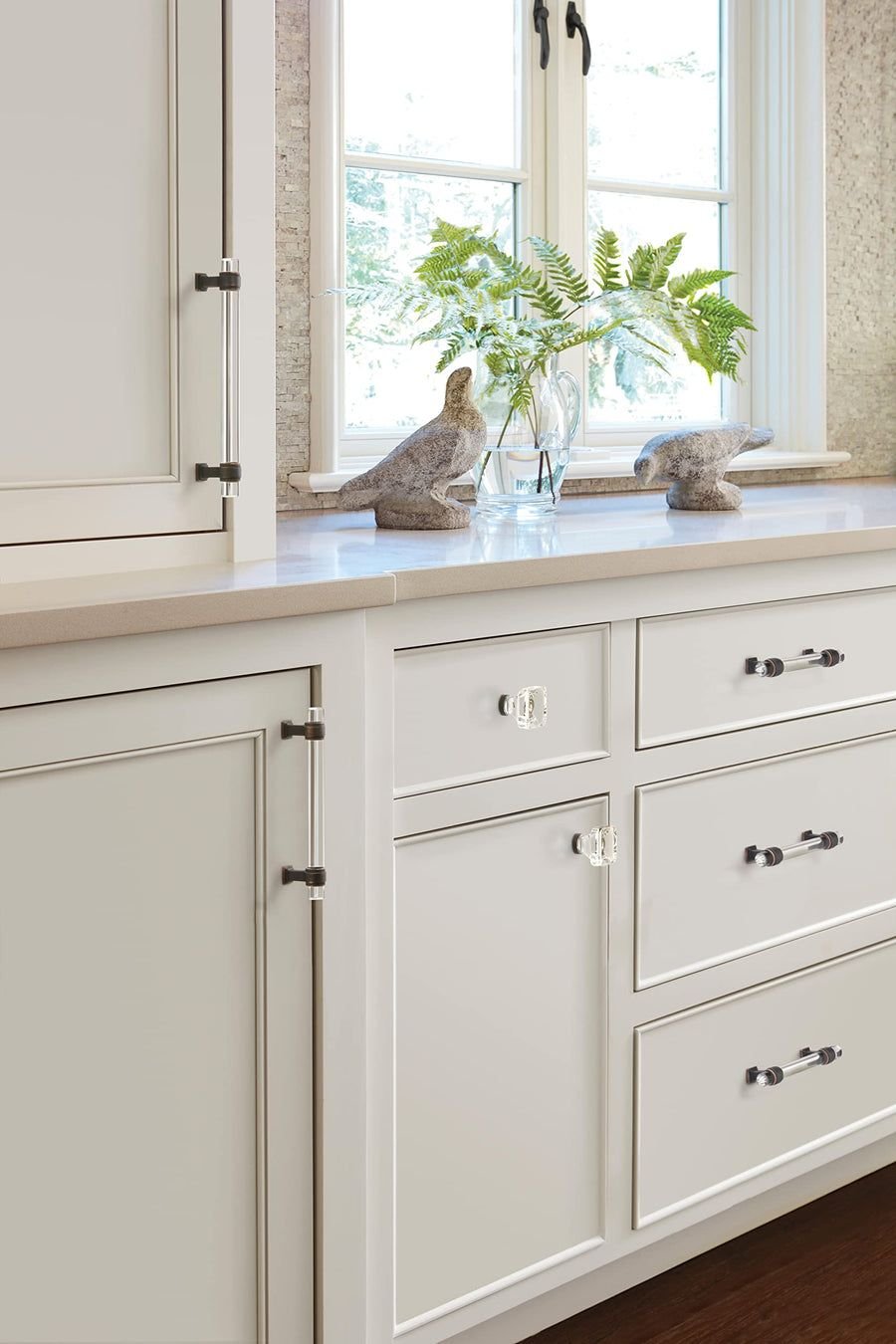 Kitchen idea with the Amerock Cabinet Knob Clear/Oil-Rubbed Bronze 1-3/8 inch (35 mm) Length, Amerock