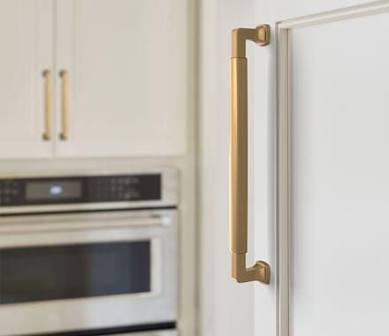 Kitchen idea with the Amerock Cabinet Knob Champagne Bronze 1-1/4 inch (32 mm) Length Statur, Amerock