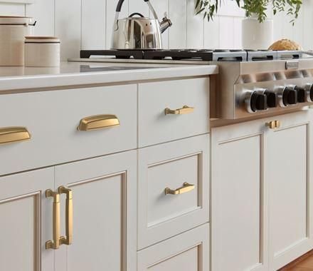 Kitchen idea with the Amerock Cabinet Knob Champagne Bronze 1-1/4 inch (32 mm) Length Statur, Amerock