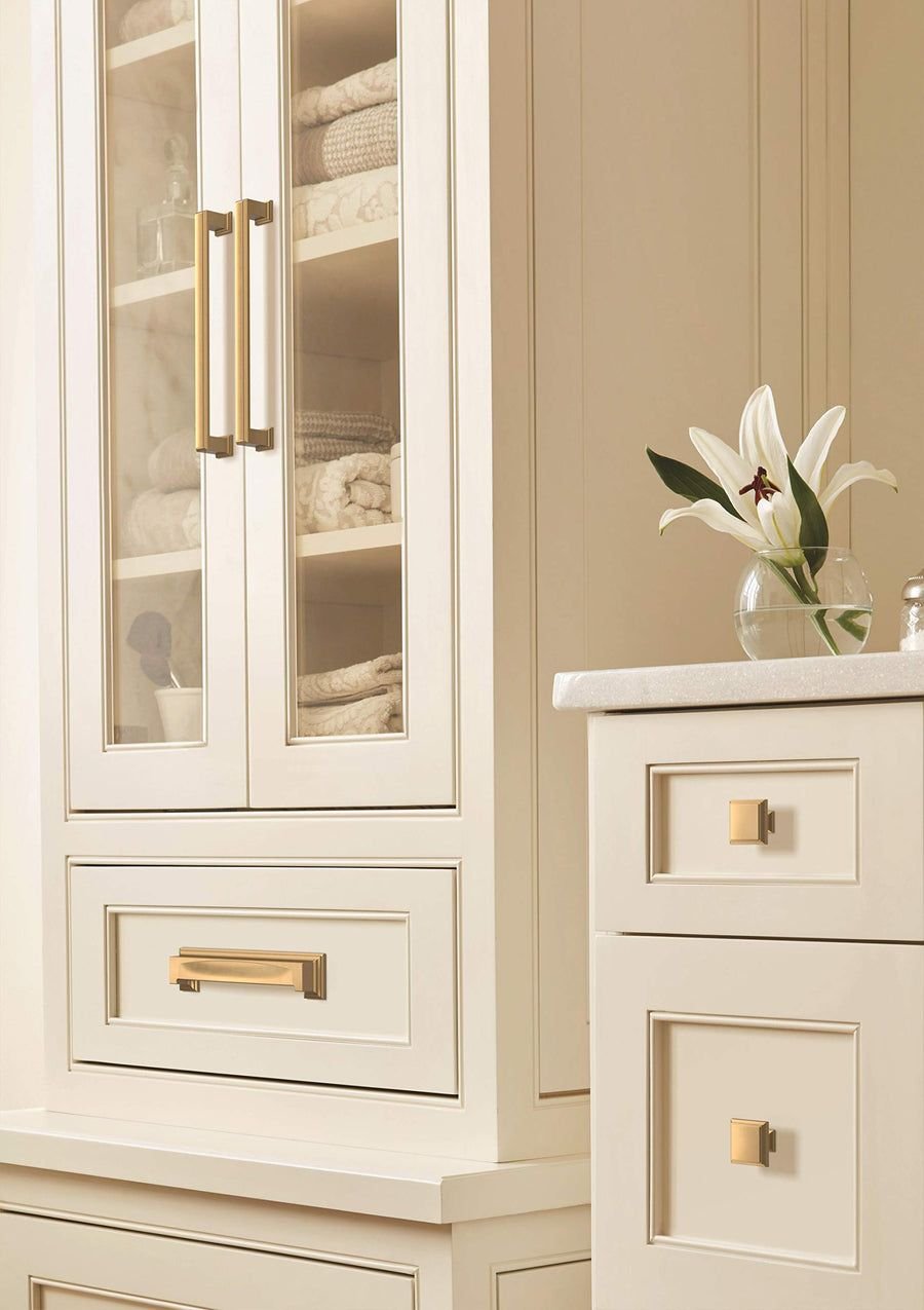 Kitchen idea with the Amerock Cabinet Knob Champagne Bronze 1-1/4 inch (32 mm) Length Appoin, Amerock