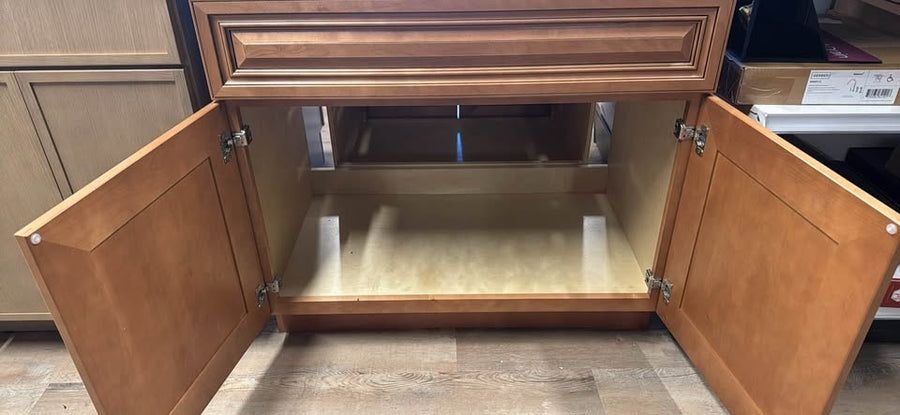 Bathroom idea with the J&K 36” Bathroom Vanity with Quartz Top 8” Widespread, Showroom