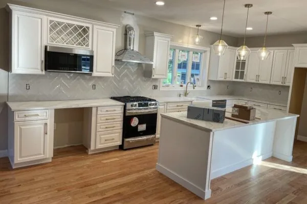 Wood-look plank tile